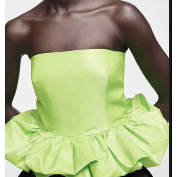 NWT Zara Neon Green Limited Edition Strapless Voluminous Peplum Top Medium - Picture 1 of 12